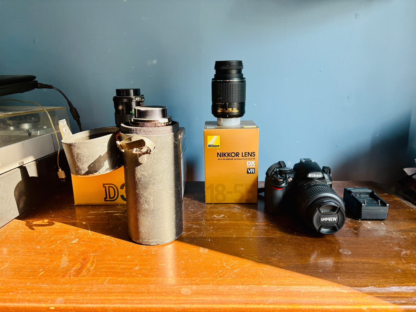 23: Nikon Camera Lot Nikon DS3100 - sold on EastBid
